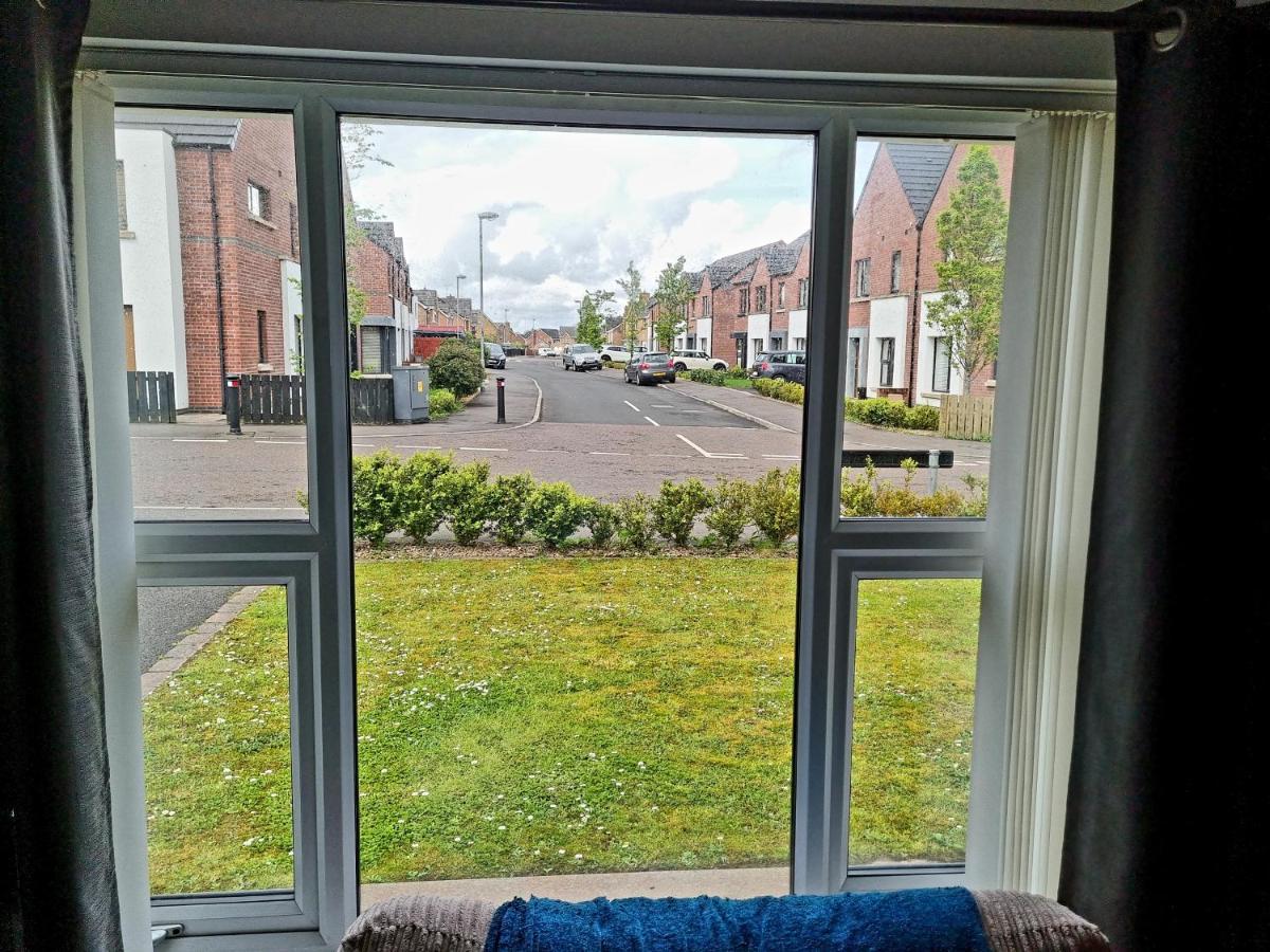 Modern 3 Bedroom Semi Detached Home Limavady Exterior foto